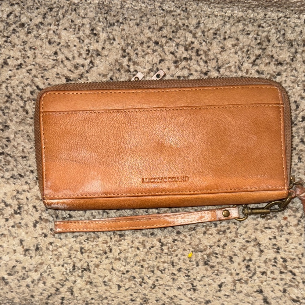 Lucky Brand Brown Leather Wristlet Wallet